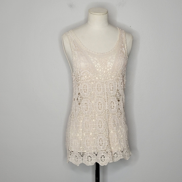 Urban Outfitters Pins and Needles Crocheted Tank Size Medium - Picture 2 of 8